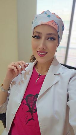 تصویر گالری نیلوفر خطائی 2
