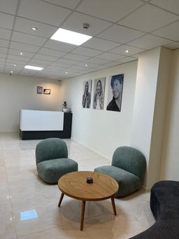 تصویر گالری کیمیا رحمانی 1