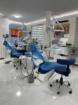 تصویر گالری شینا رهنما 1