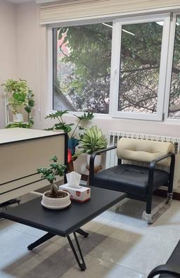 تصویر گالری فاطمه سادات سپیده دم 1