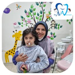 تصویر گالری نرجس امرالهی بیوکی 1
