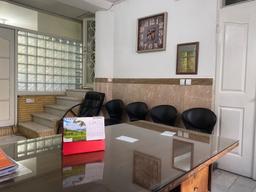 تصویر گالری زهره نوری 2