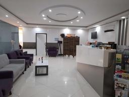 تصویر گالری نرگس نعمتی 1