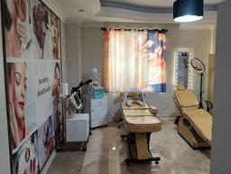 تصویر گالری محبوبه جوهری فرد 2