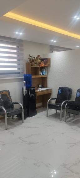 تصویر گالری آرش لاوی 1