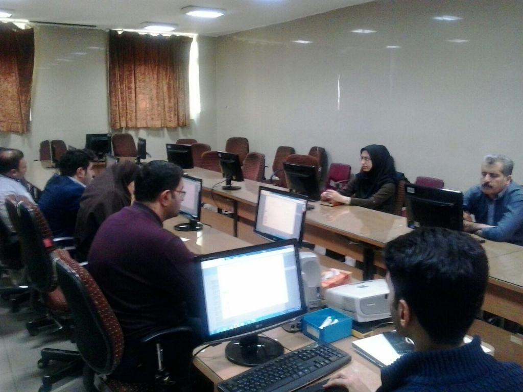 برگزاری کلاس آموزشی برنامه نوبت دهی مرکز آموزشی درمانی فیض 1 برگزاری کلاس آموزشی برنامه نوبت دهی مرکز آموزشی درمانی فیض | کلاس های آموزشی روشهای نوبت دهی پذیرش ۲۴ به بیمارستان فیض برگزار و پذیرش ۲۴ با معرفی خود، مزایای استفاده از این سامانه را مشخص کرد. در آخر نیز به آموزش پرسنل بیمارستان در خصوص چگونگی استفاده از سامانه پرداخت.